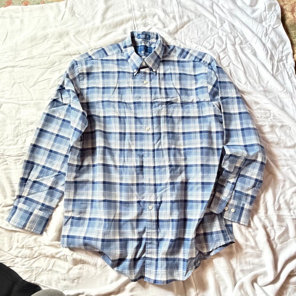 Towncraft Wrinkle Release Size Large Long Sleeve Blue Plaid Shirt Large